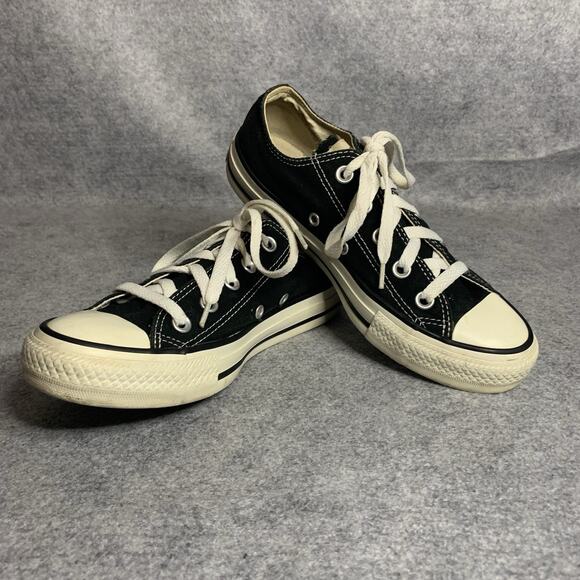 Converse Chuck Taylor All Star Black Low Top Shoes, Women’s Size 6 - Picture 1 of 8